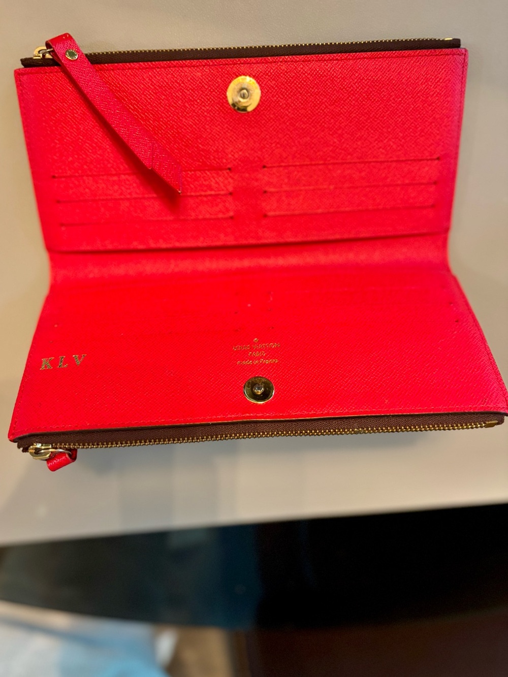 Louis Vuitton Adele Canvas Monogram Zip Wallet with Poppy Red Interior - Discont - Picture 2 of 11